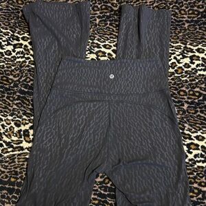 Lululemon Groove Super-High-Rise Flared Pant *Nulu